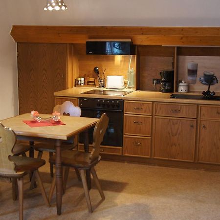 Pension Loni Theisen Kelberg Zimmer foto